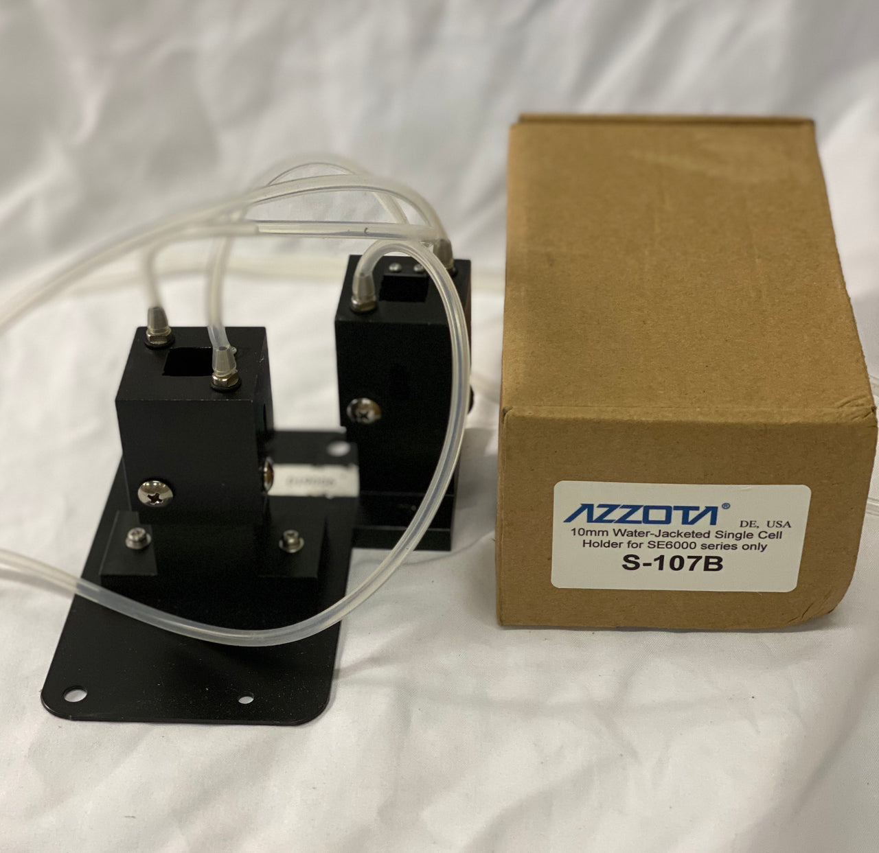 Azzota® Water-Jacketed Single Cell Holder for Double Beam Spectrophotometer, 10mm